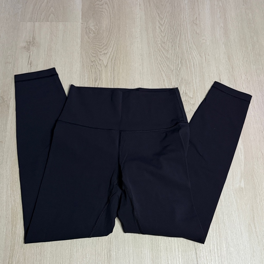 1/2 LULULEMON Cropped Wunder Under Leggings High Rise - Black - Size 6